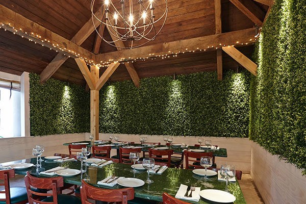 easygrass artificial ivy living wall in restaurant wall